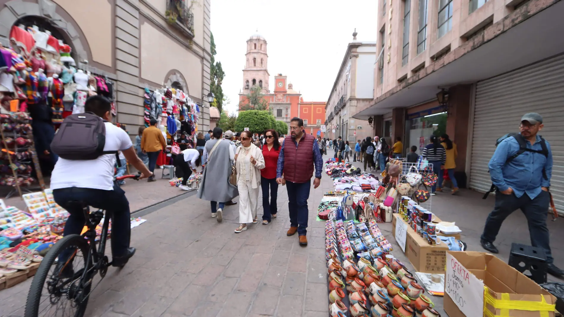 LOS VENDEDORES 2